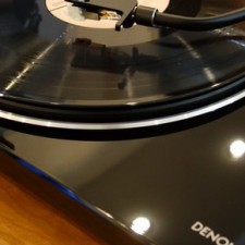 Програвачі вінілу Denon DP-400 і DP-450USB